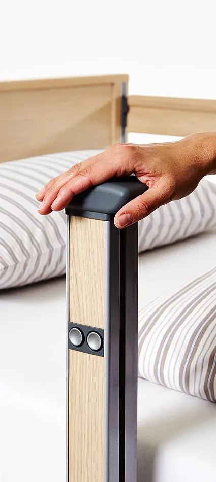 Mobilisation aid for the split safety sides of the Arena heavy-duty bed