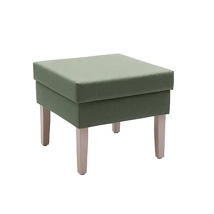 Verhoogde kruk Luna met groene stoffen bekleding en houten poten