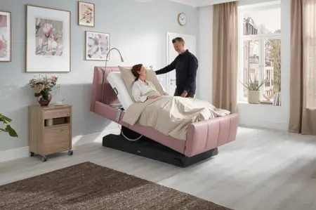 Libra - variant deluxe mattress base with patient positioned at an angle, reverse-Trendelenburg position
