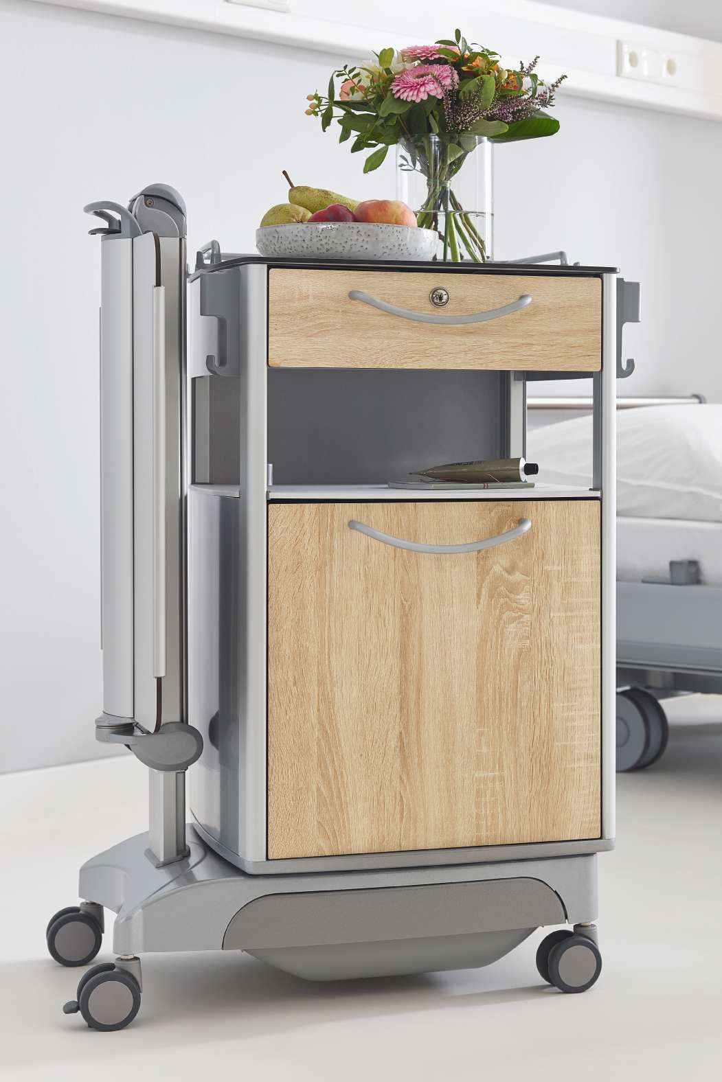 Flexible Vitano bedside cabinet