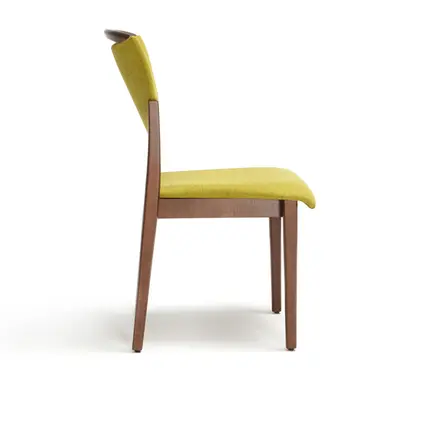 Modell Fena als Stapelstuhl mit Griffbügel ohne Armlehnen