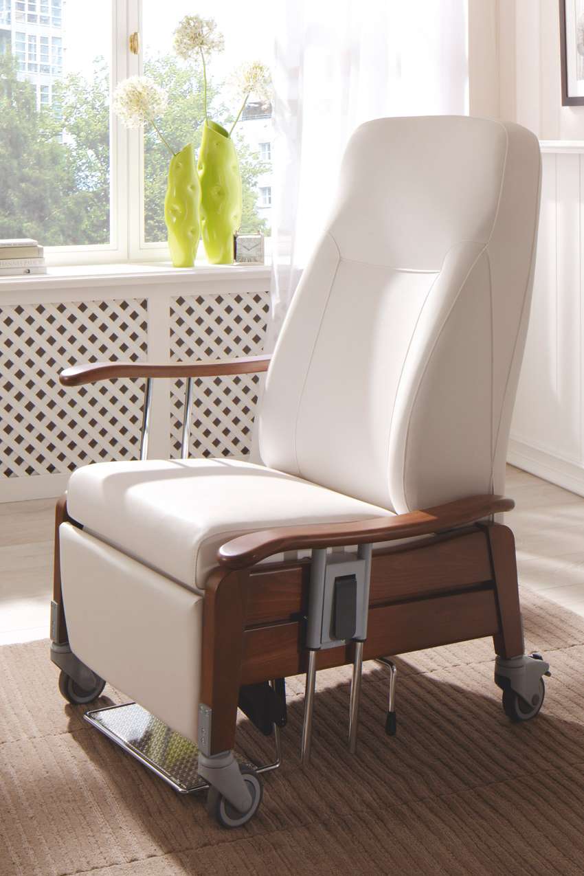 Dispositifs de relevage abaissables du fauteuil de transport Benivo relax