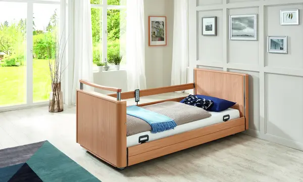 Durchgehende Seitensicherung (DSG) des Pflegebettes Inovia