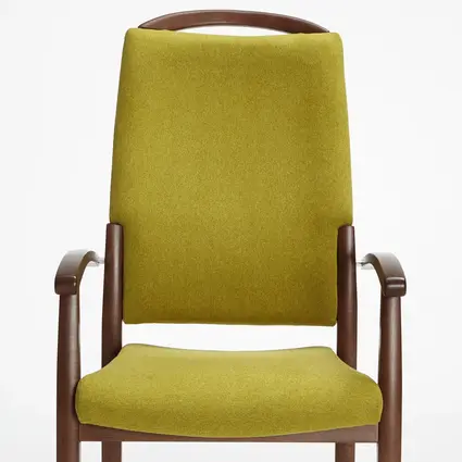 Modell Fena als Hochlehnstuhl mit Griffbügel