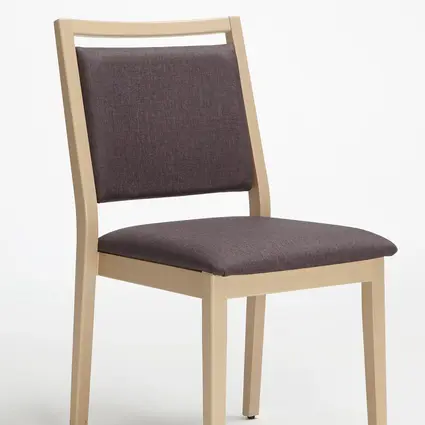 Modell Mavo als Stapelstuhl ohne Armlehnen