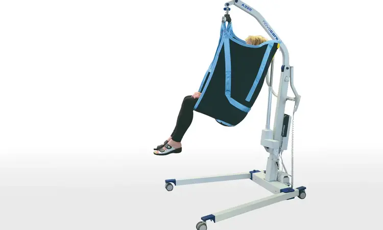 Patientenlifter als Hilfsmittel für den sicheren Patiententransfer im Krankenhaus